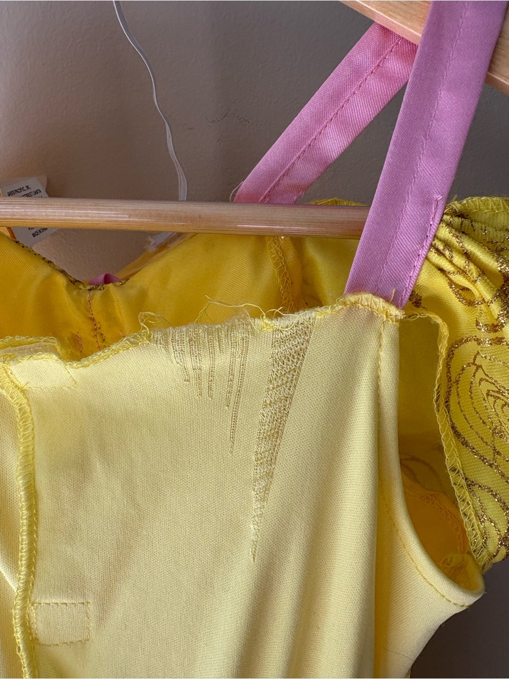 DISNEY Princess Belle Costume Dress - Fantasy Play Dress Up - Size 4-6 Girls - Picture 5 of 7